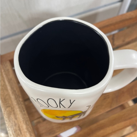 Rae Dunn Halloween Black cat In Moonlight Spooky Ceramic Coffee Mug NWT - Picture 3 of 6